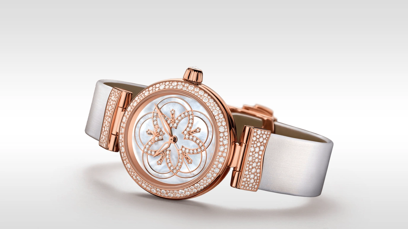 Omega,LadyMatic 34mm,34mm,Red Gold,White,Automatic,Day,Co-Axial Escapement,425,425.67.34.20.55.006