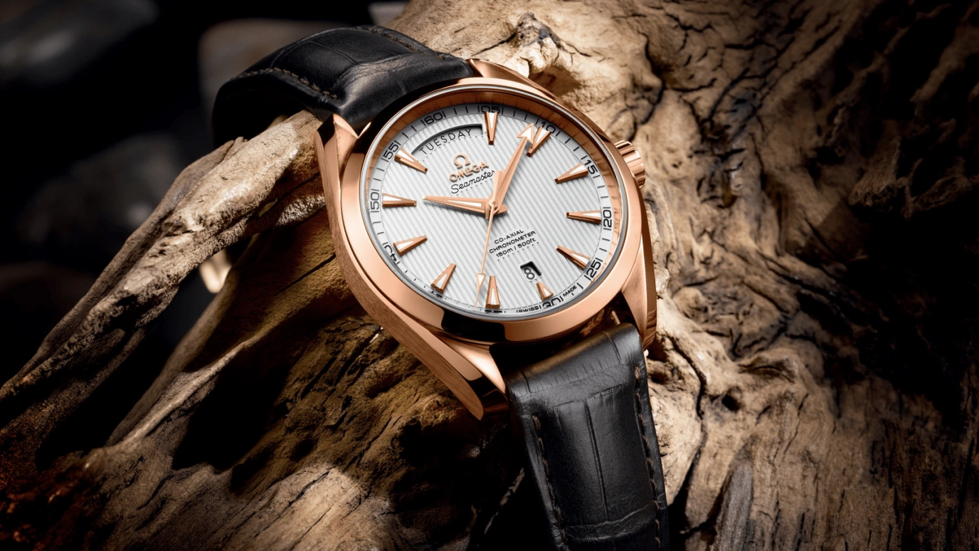 Omega,Aqua Terra 41.50mm,41.50mm,Red Gold,Silver,Automatic,Date,Day,Co-Axial Escapement,231,231.53.42.22.02.001