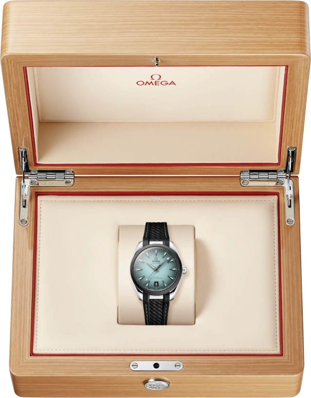 Omega,Aqua Terra 38mm,38mm,Stainless Steel,Ceramic,Gradient,Turquoise,Automatic,Day,Anti-magnetic,220,220.32.38.20.03.001