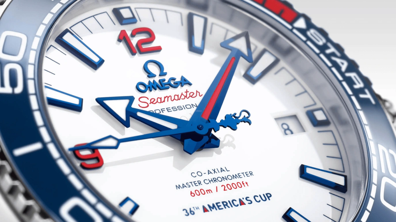 Omega,Seamaster Planet Ocean 43.50mm,43.50mm,Stainless Steel,White,Automatic,Date,Co-Axial Escapement,215,215.32.43.21.04.001