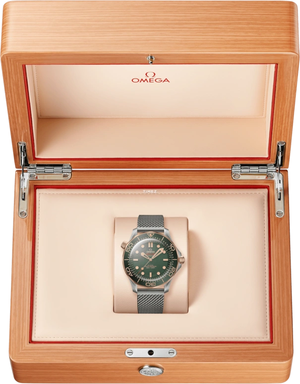 Omega,Seamaster Diver 300M 42mm,42mm,Titanium,Green,Automatic,Anti-magnetic,55hours,210,210.90.42.20.10.001