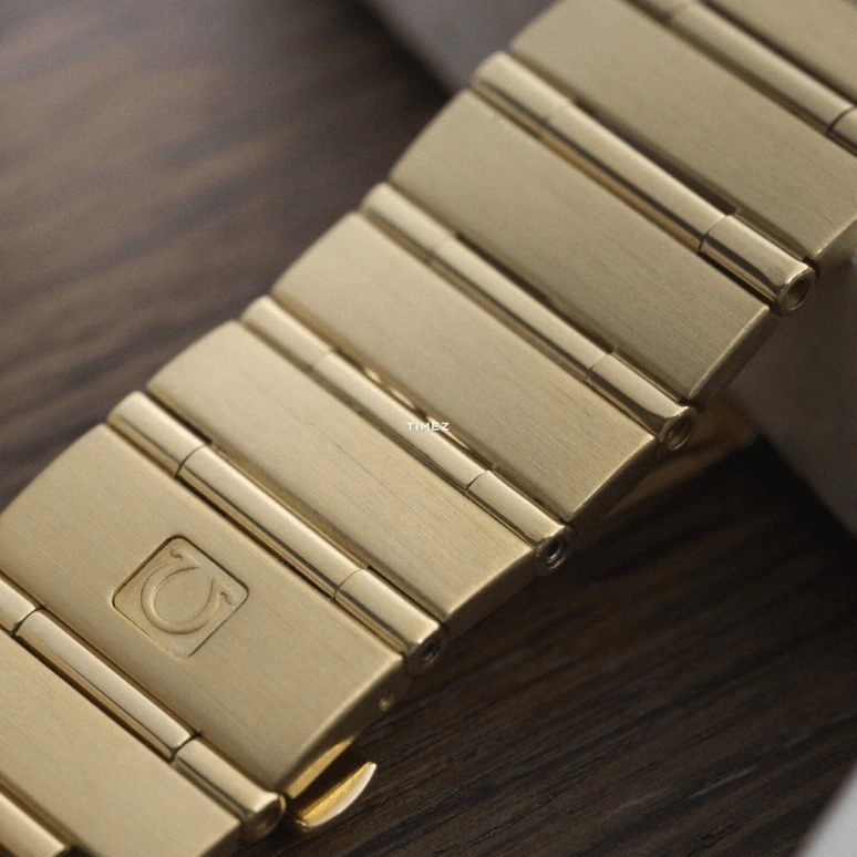 Omega,Constellation 35.50mm,35.50mm,Yellow Gold,Silver,Automatic,Day,44hours,1102,1102.30.00