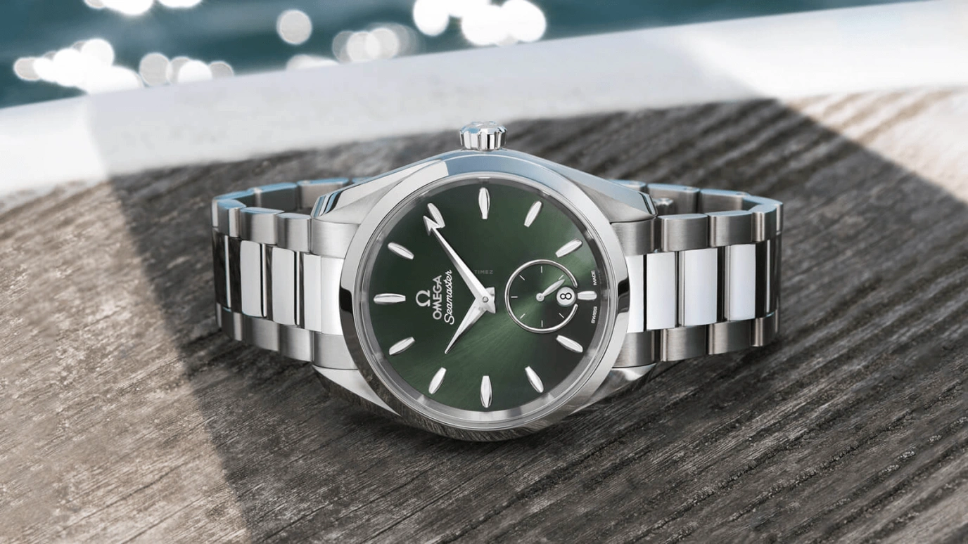 Omega,Aqua Terra 38mm,38mm,Stainless Steel,Green,Automatic,Date,Co-Axial Escapement,220,220.10.38.20.10.001