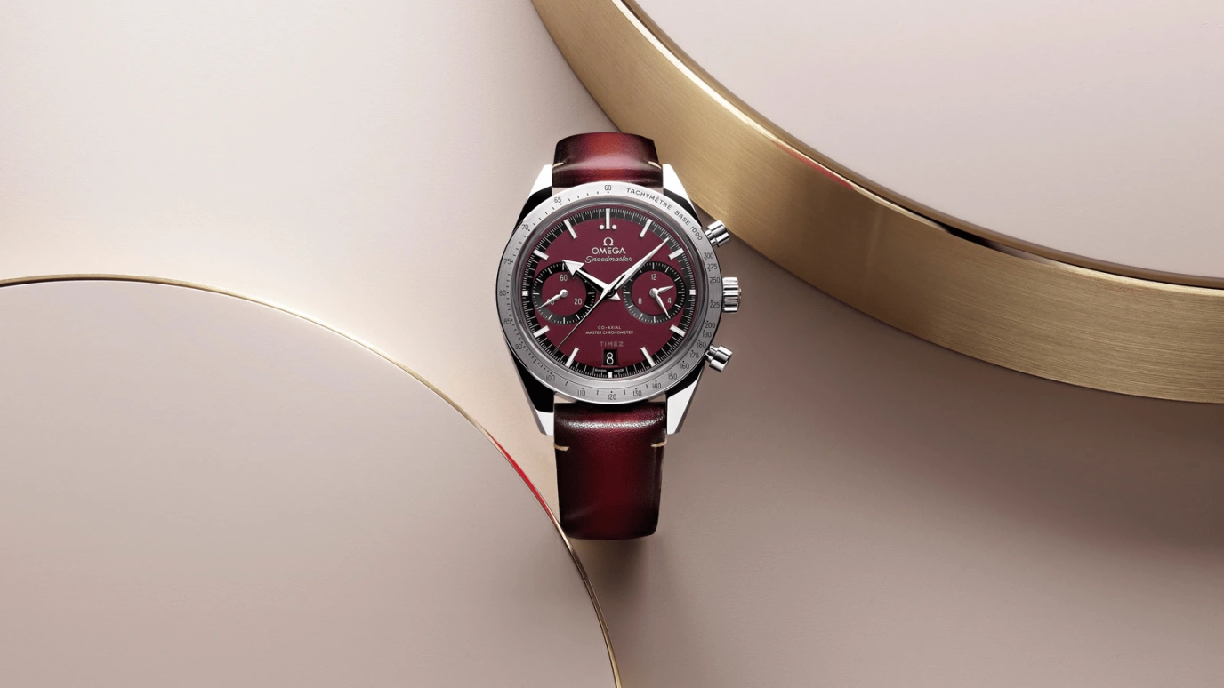 Omega,Speedmaster (Non-Moonwatch) 40.50mm,40.50mm,Stainless Steel,Red,Handwound,Chronograph,Date,Co-Axial Escapement,Column Wheel,60hours,In-house Caliber,332,332.12.41.51.11.001