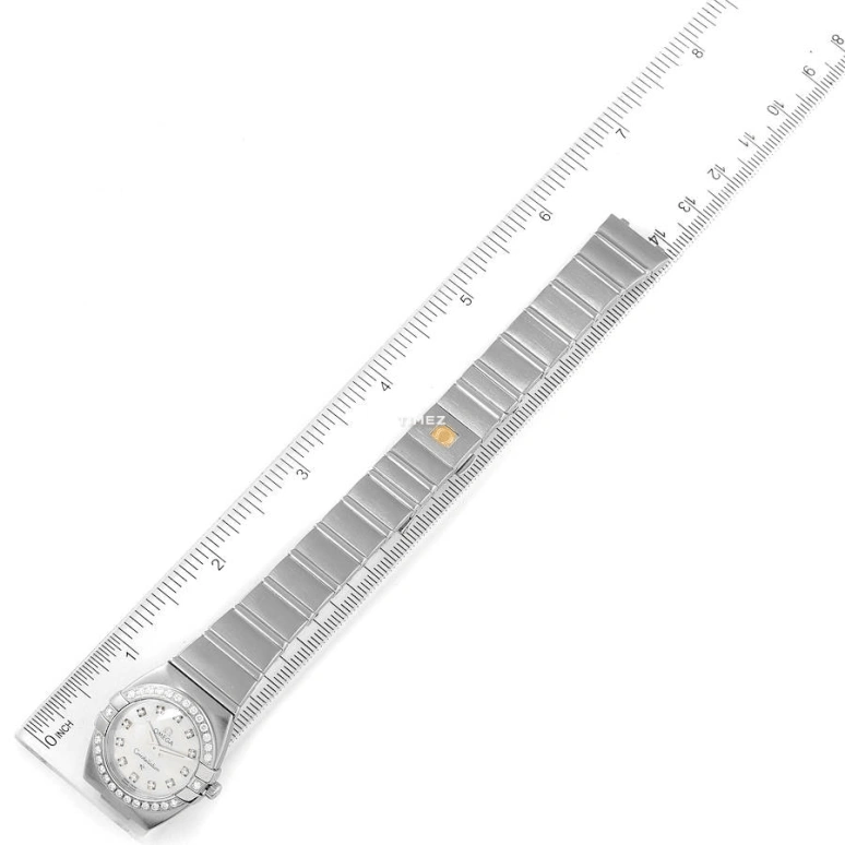 Omega,Constellation 24mm,24mm,Stainless Steel,White,Quartz,30000hours,In-house Caliber,1589,1589.75.00