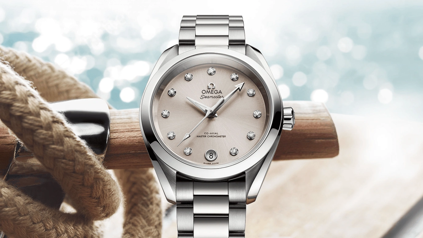 Omega,Aqua Terra 38mm,38mm,Stainless Steel,Grey,Automatic,Date,Co-Axial Escapement,220,220.10.38.20.56.001