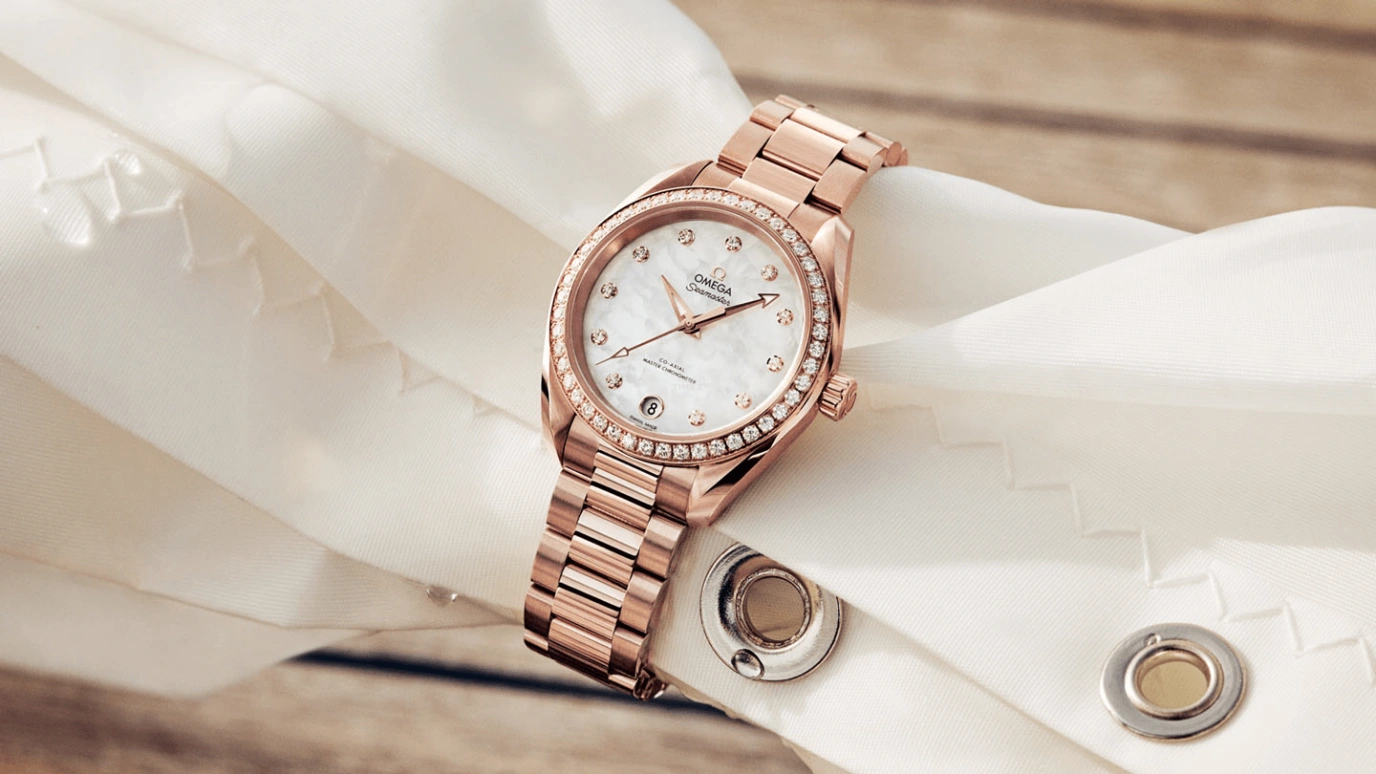 Omega,Aqua Terra 34mm,34mm,Sedna Gold,White,Automatic,Date,Co-Axial Escapement,220,220.55.34.20.55.001