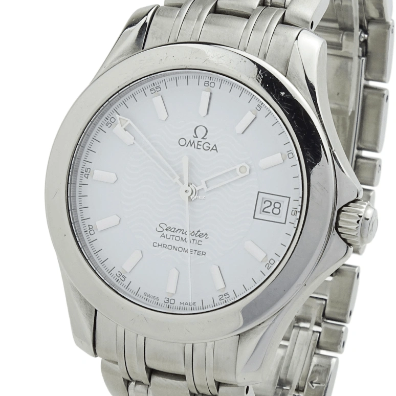 Omega,Seamaster 38mm,38mm,Stainless Steel,White,Automatic,Day,44hours,2501,2501.20.00