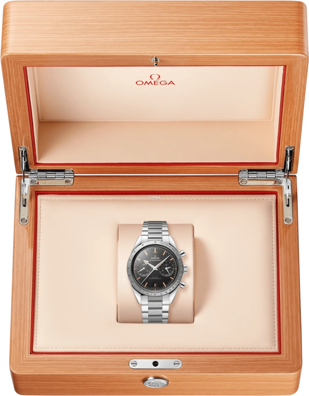 Omega,Speedmaster (Non-Moonwatch) 40.50mm,40.50mm,Stainless Steel,Black,Handwound,Chronograph,Day,Dule Time,Co-Axial Escapement,60hours,In-house Caliber,332,332.10.41.51.01.001