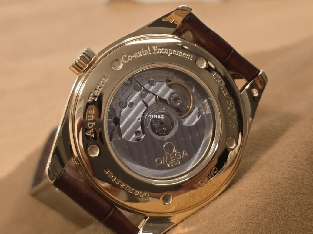 Omega,Seamaster 42mm,42mm,Yellow Gold,Silver White,Automatic,Day,48hours,2602,2602.30.38