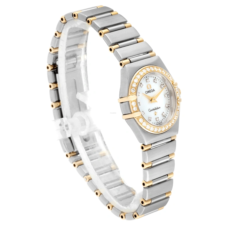 Omega,Constellation 22.50mm,22.50mm,Stainless Steel,Silver White,Quartz,30000hours,In-house Caliber,1267,1267.75.00
