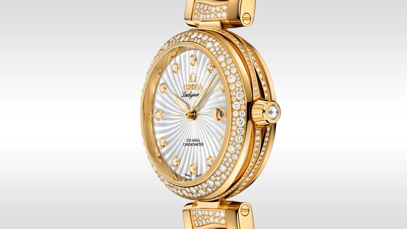 Omega,LadyMatic 34mm,34mm,Yellow Gold,White,Automatic,Date,Co-Axial Escapement,425,425.65.34.20.55.004