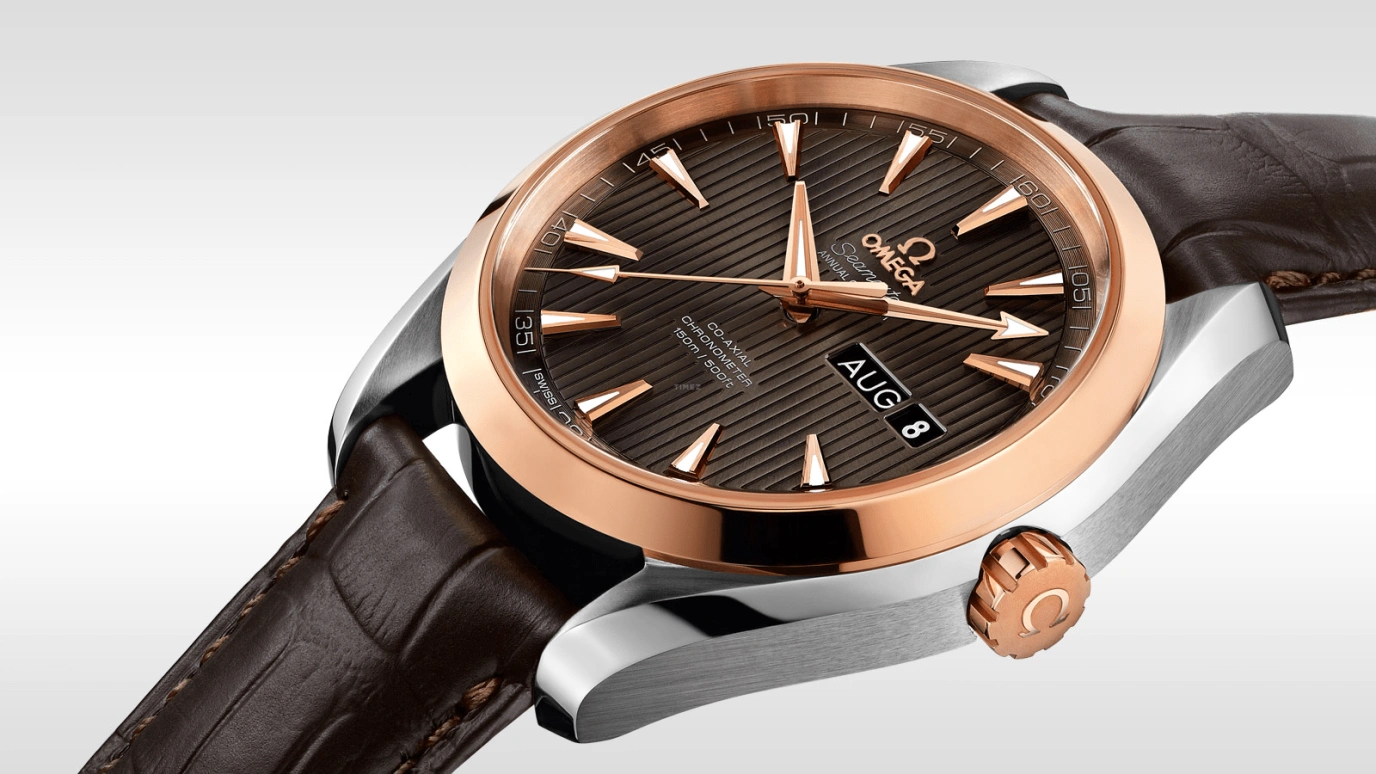 Omega,Aqua Terra 43mm,43mm,Red Gold,Stainless Steel,Grey,Automatic,Annual Calendar,Month,Date,Co-Axial Escapement,60hours,In-house Caliber,231,231.23.43.22.06.002