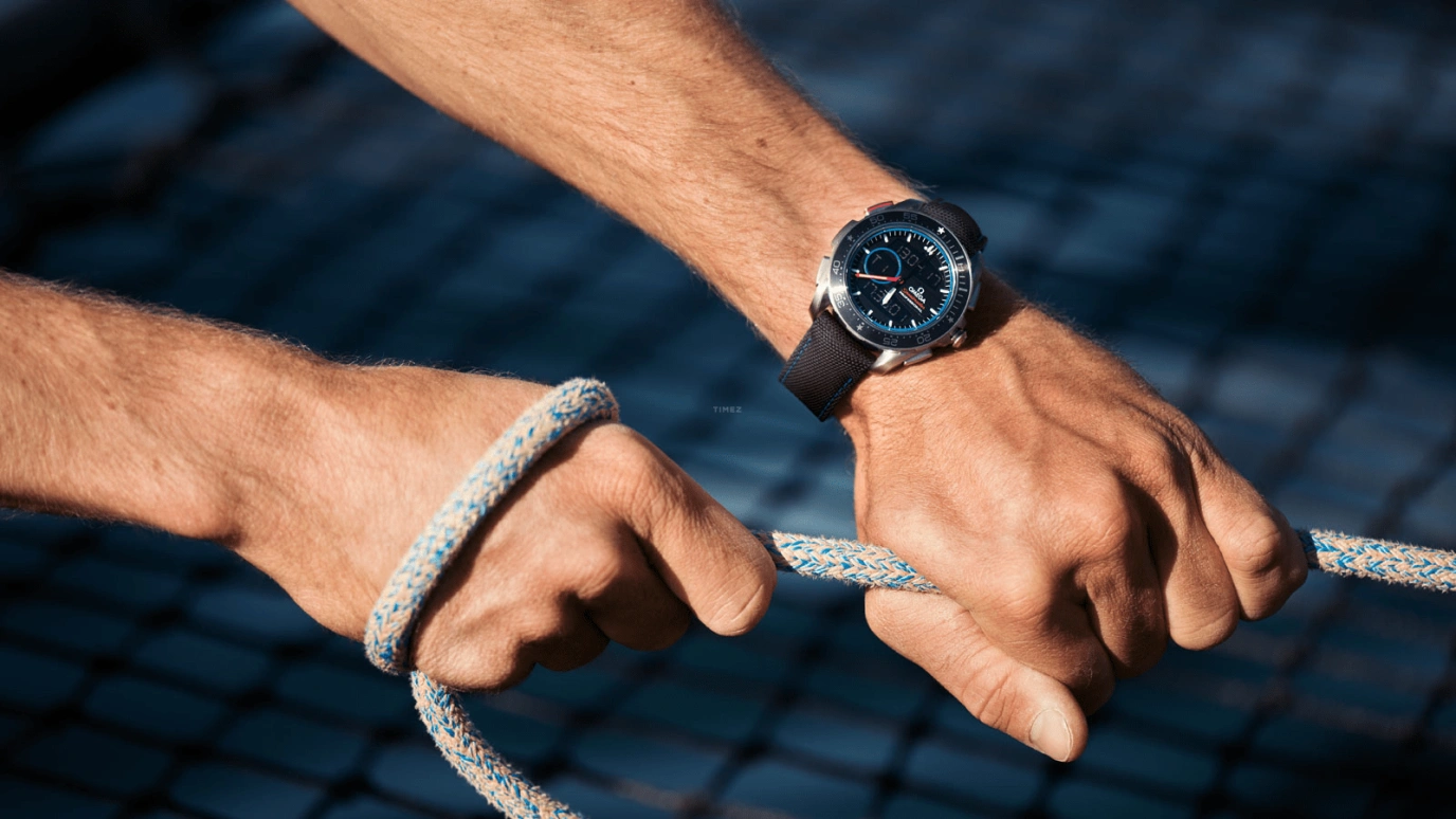 Omega,Speedmaster (Non-Moonwatch) 45mm,45mm,Titanium,Black,Quartz,Countdown,Chronograph,Perpetual Calendar,Month,17520hours,In-house Caliber,318,318.92.45.79.01.001