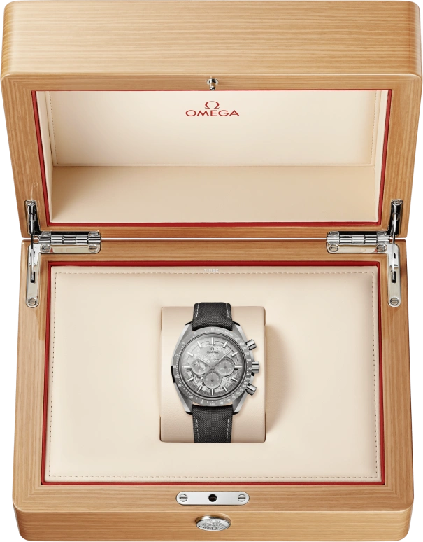 Omega,Speedmaster 44.25mm,44.25mm,Ceramic,Grey,Handwound,Chronograph,Anti-magnetic,310,310.92.44.50.06.001