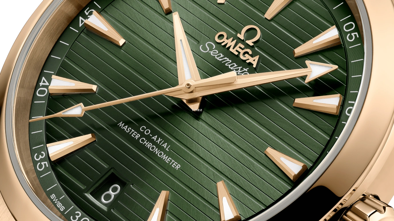Omega,Aqua Terra 41mm,41mm,Moonshine Gold,Green,Automatic,Day,60hours,220,220.50.41.21.10.001