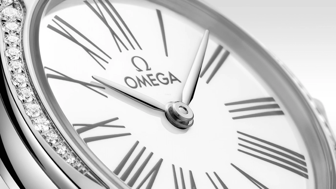 Omega,De Ville 26mm,26mm,Stainless Steel,White,Quartz,In-house Caliber,Sapphire,428,428.17.26.60.04.002