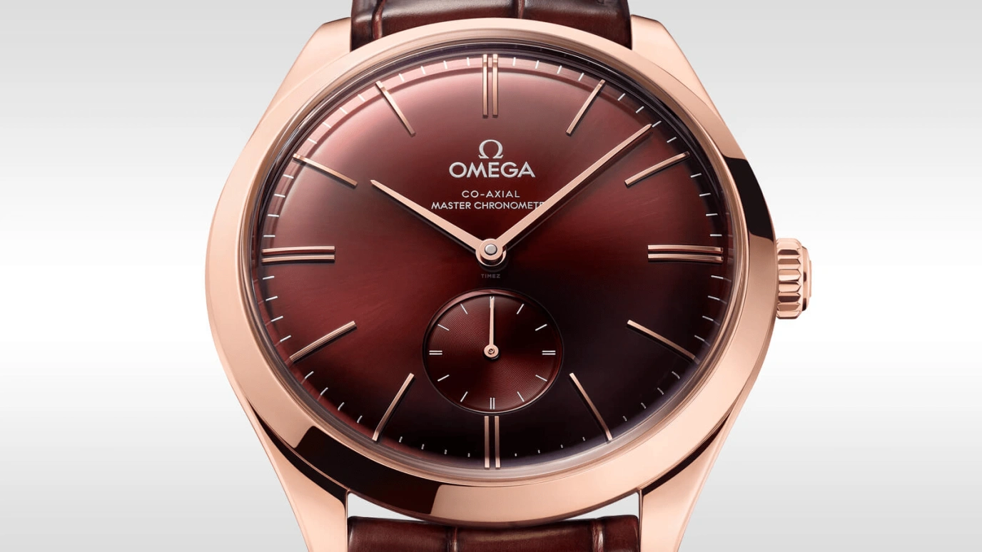 Omega,Trésor 40mm,40mm,Sedna Gold,Red,Handwound,Co-Axial Escapement,72hours,Cillian Murphy,Kieran Culkin,435,435.53.40.21.11.002