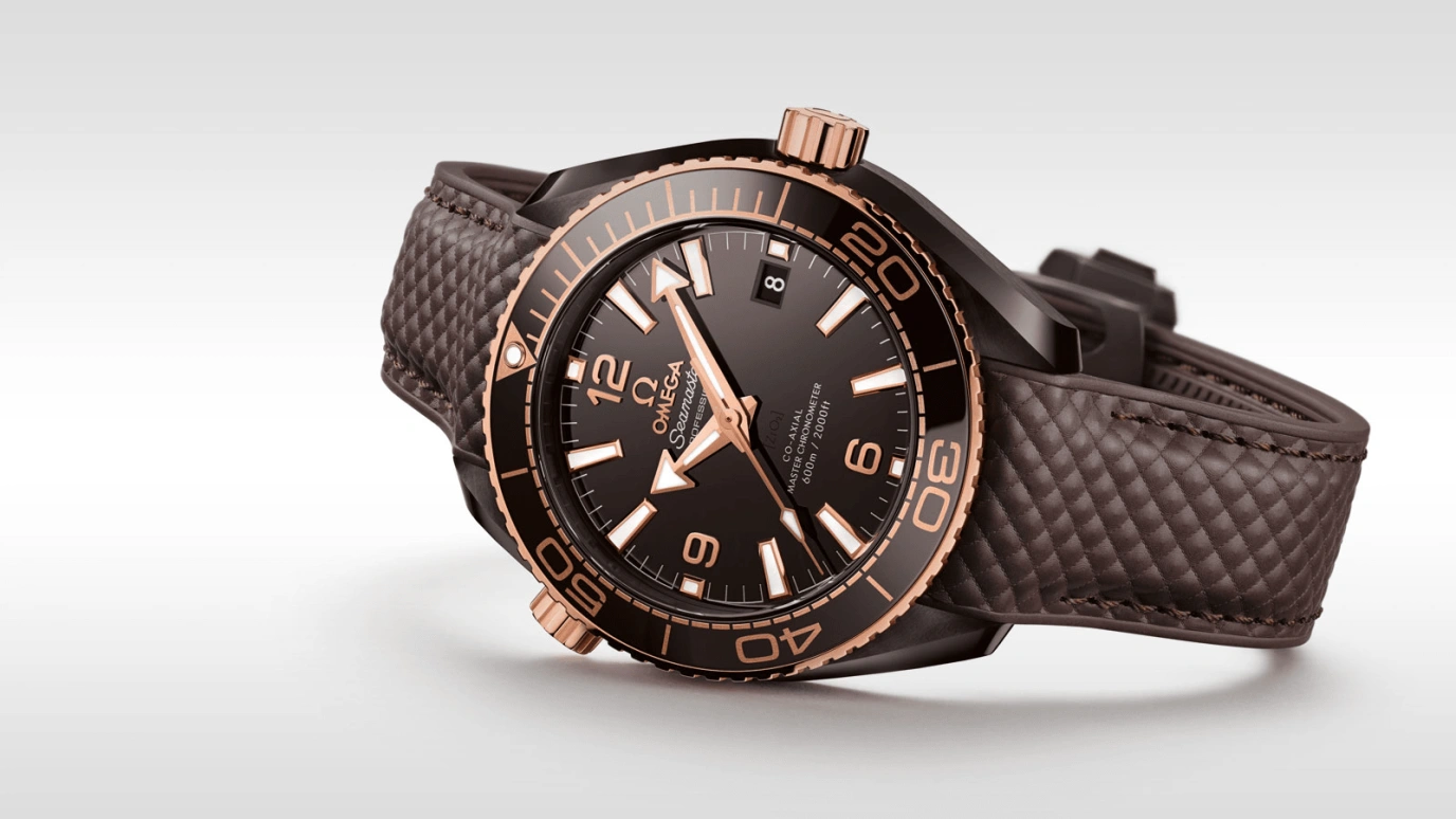 Omega,Seamaster Planet Ocean 39.50mm,39.50mm,Ceramic,Sedna Gold,Black,Automatic,Date,Co-Axial Escapement,215,215.62.40.20.13.001