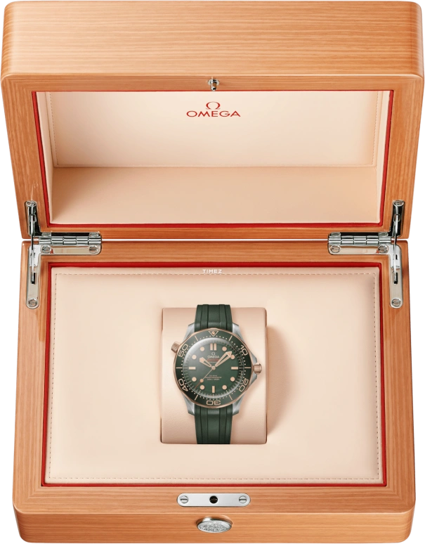 Omega,Seamaster Diver 300M 42mm,42mm,Titanium,Green,Automatic,55hours,In-house Caliber,210,210.92.42.20.10.001