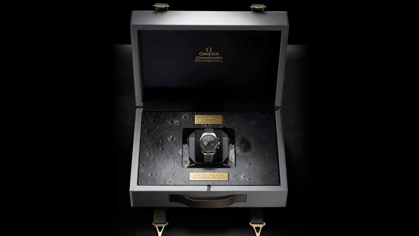 Omega,Speedmaster 42mm,42mm,Stainless Steel,Moonshine Gold,Black,Handwound,Chronograph,50hours,310,310.20.42.50.01.001