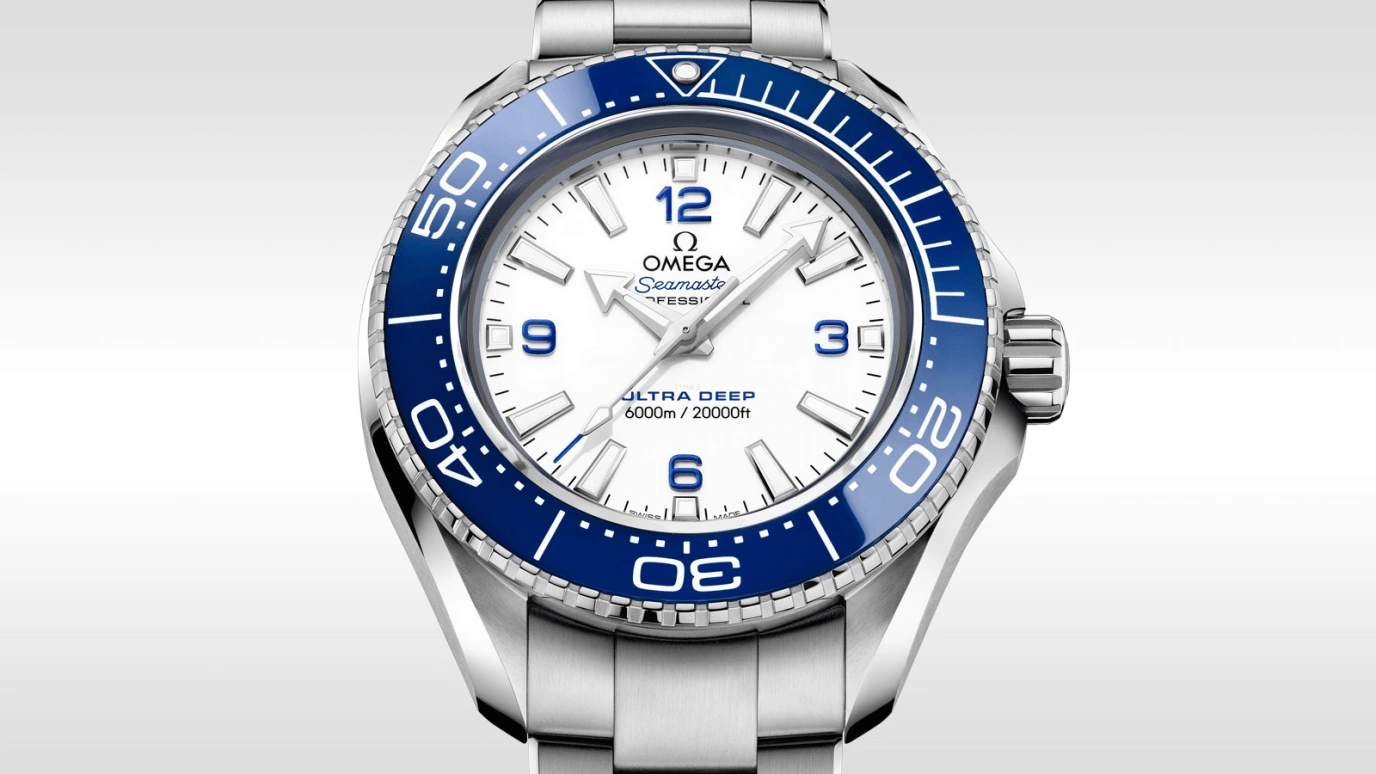 Omega,Seamaster Planet Ocean 45.50mm,45.50mm,Titanium,Ceramic,Stainless Steel,White,Automatic,Co-Axial Escapement,60hours,215,215.30.46.21.04.001
