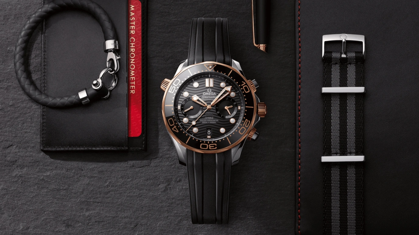 Omega,Seamaster Diver 300M 44mm,44mm,Sedna Gold,Stainless Steel,Black,Automatic,Chronograph,Date,Co-Axial Escapement,Column Wheel,60hours,In-house Caliber,210,210.22.44.51.01.001