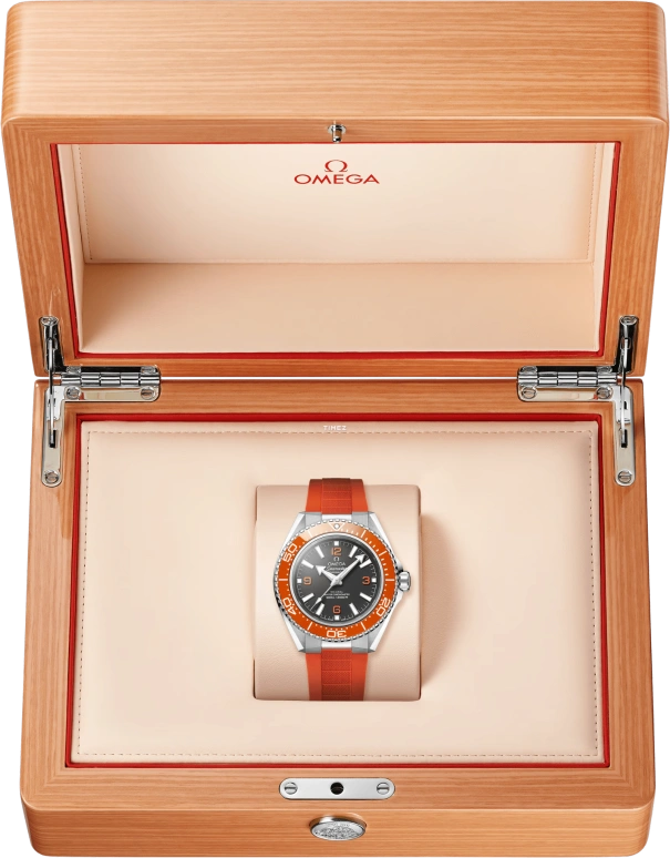 Omega,Seamaster Planet Ocean 42mm,42mm,Stainless Steel,Ceramic,Titanium,Black,Automatic,Anti-magnetic,60hours,217,217.32.42.21.01.004