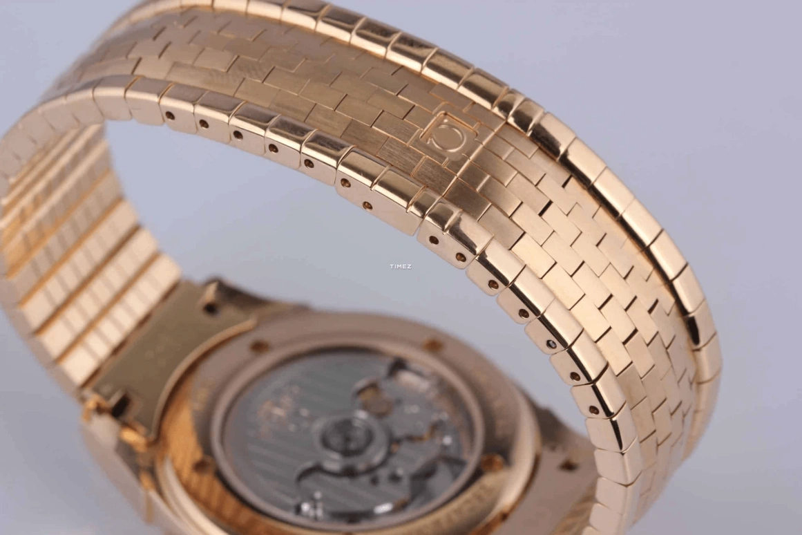 Omega,De Ville 39mm,39mm,Rose Gold,White,Automatic,Day,Dule Time,4151,4151.20.00