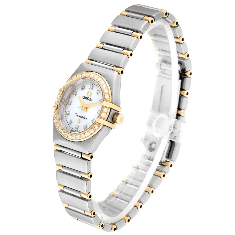 Omega,Constellation 22.50mm,22.50mm,Stainless Steel,Silver White,Quartz,30000hours,In-house Caliber,1267,1267.75.00