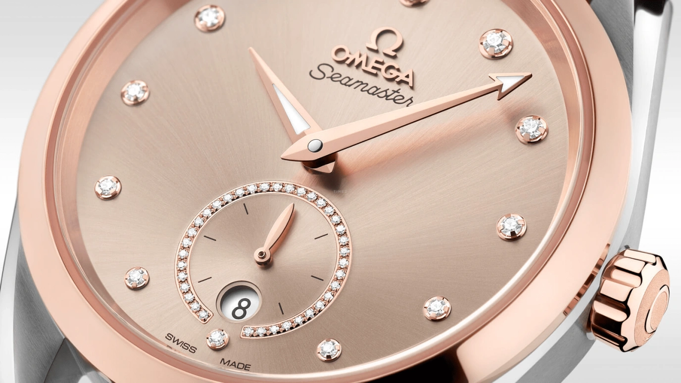 Omega,Aqua Terra 38mm,38mm,Sedna Gold,Stainless Steel,Beige,Automatic,Date,Co-Axial Escapement,220,220.23.38.20.59.001