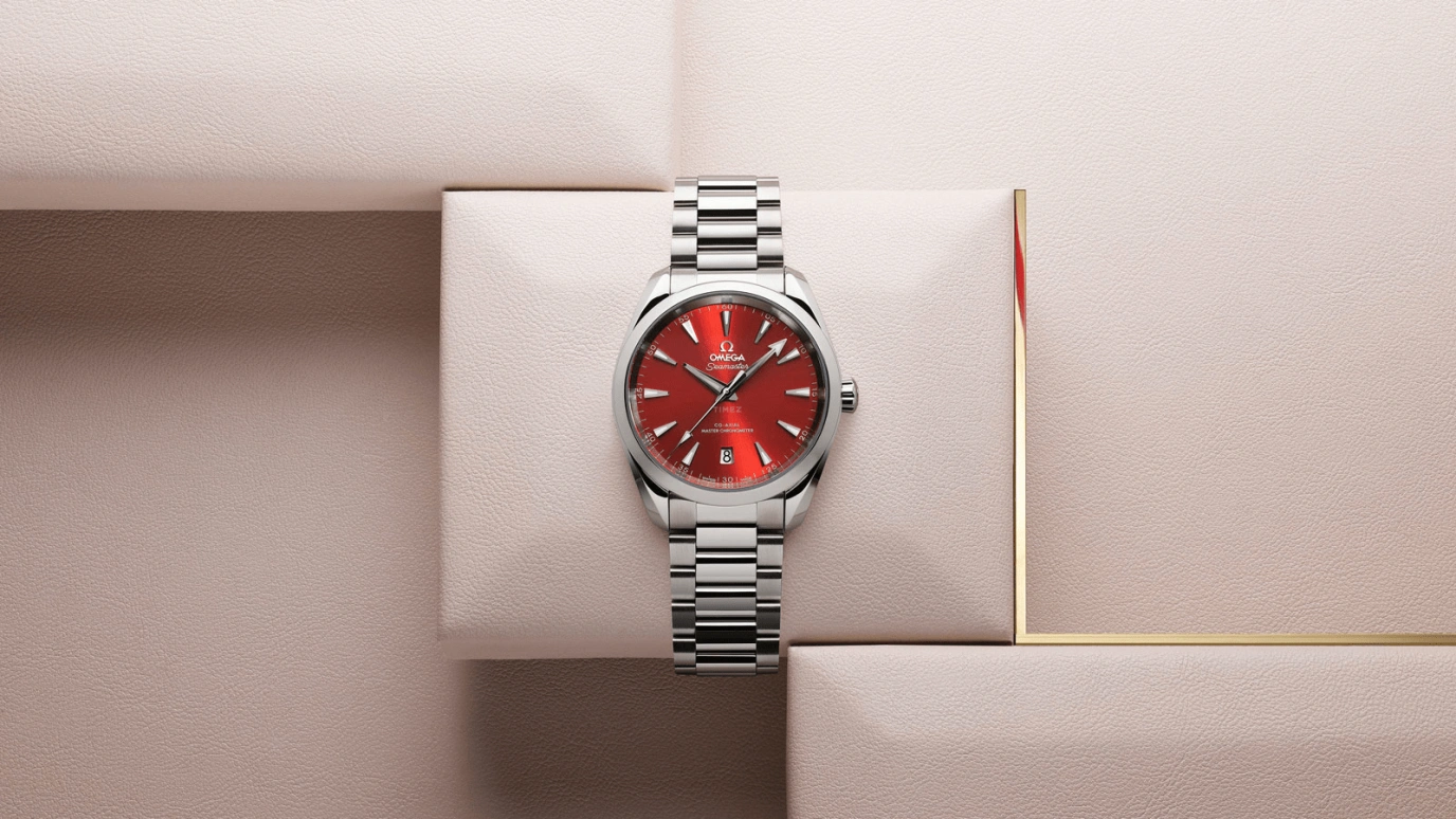 Omega,Aqua Terra 38mm,38mm,Stainless Steel,Red,Automatic,Day,Co-Axial Escapement,Kieran Culkin,220,220.10.38.20.13.003