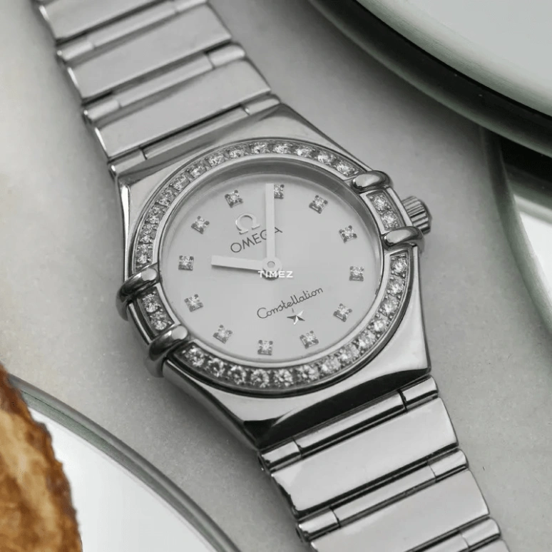 Omega,Constellation 25.50mm,25.50mm,White Gold,Silver,Quartz,30000hours,In-house Caliber,1173,1173.76.00