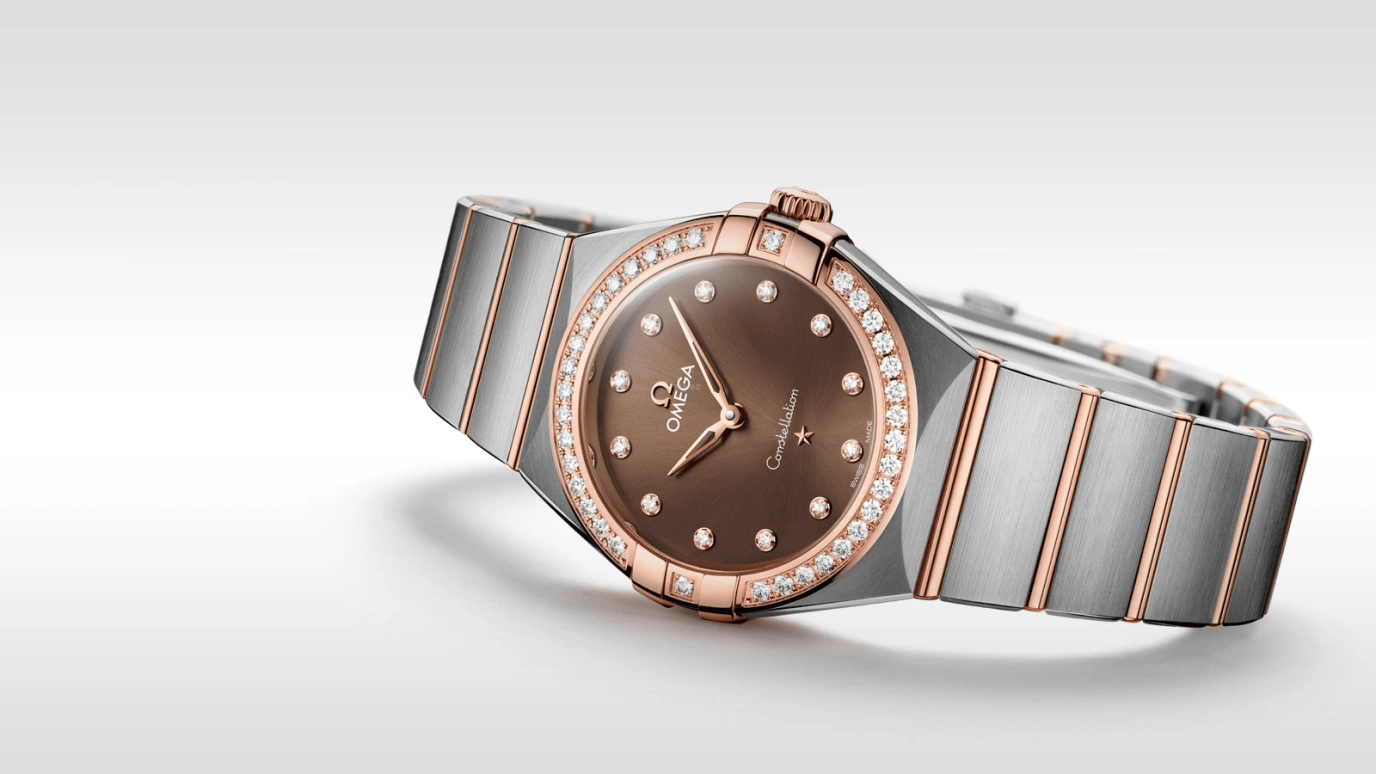 Omega,Constellation 28mm,28mm,Sedna Gold,Stainless Steel,Brown,Quartz,In-house Caliber,Sapphire,Crystal Glass,131,131.20.28.60.63.001