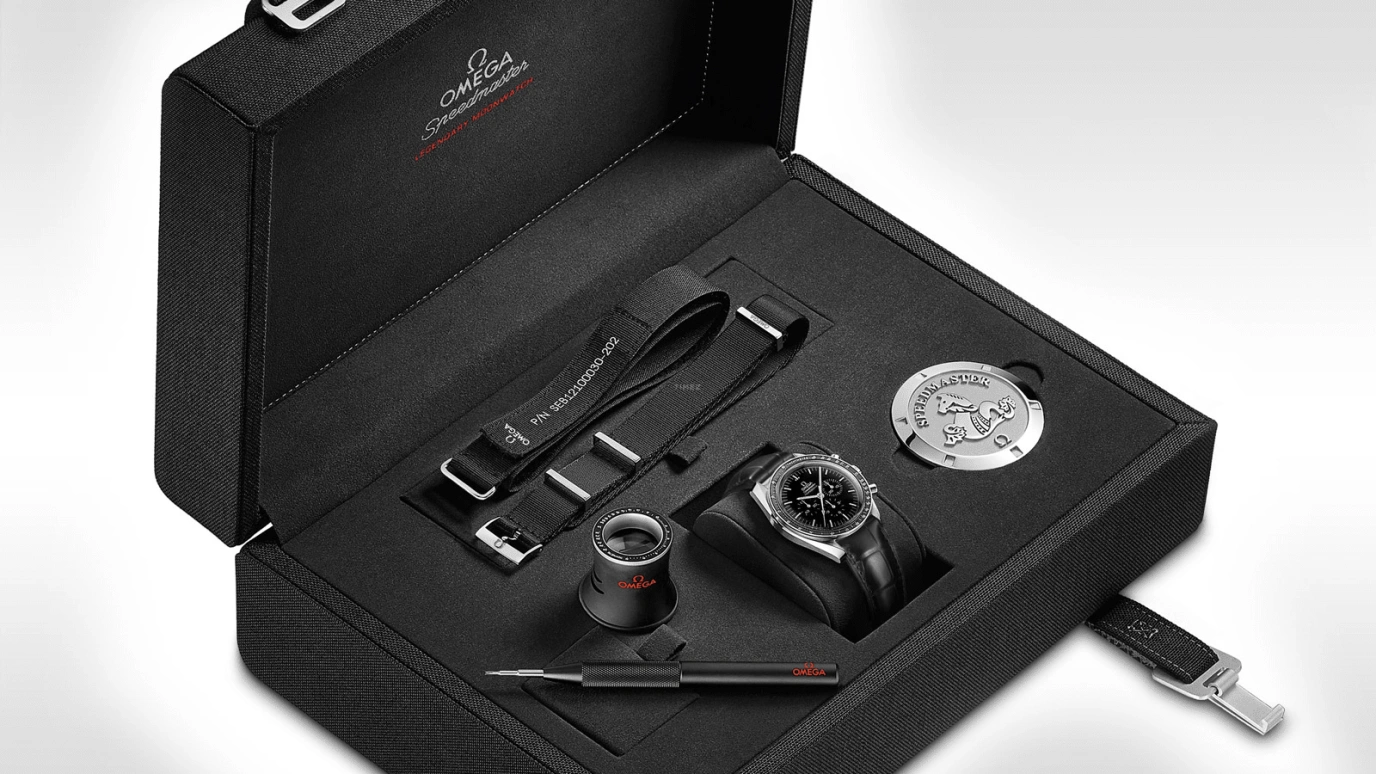 Omega,Speedmaster 42mm,42mm,Stainless Steel,Black,Handwound,Chronograph,Moonphase,Day,311,311.33.42.30.01.001