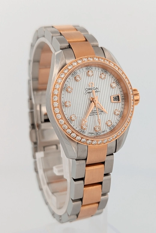 Omega,Aqua Terra 30mm,30mm,Red Gold,Stainless Steel,White,Automatic,Day,50hours,231,231.25.30.20.55.001