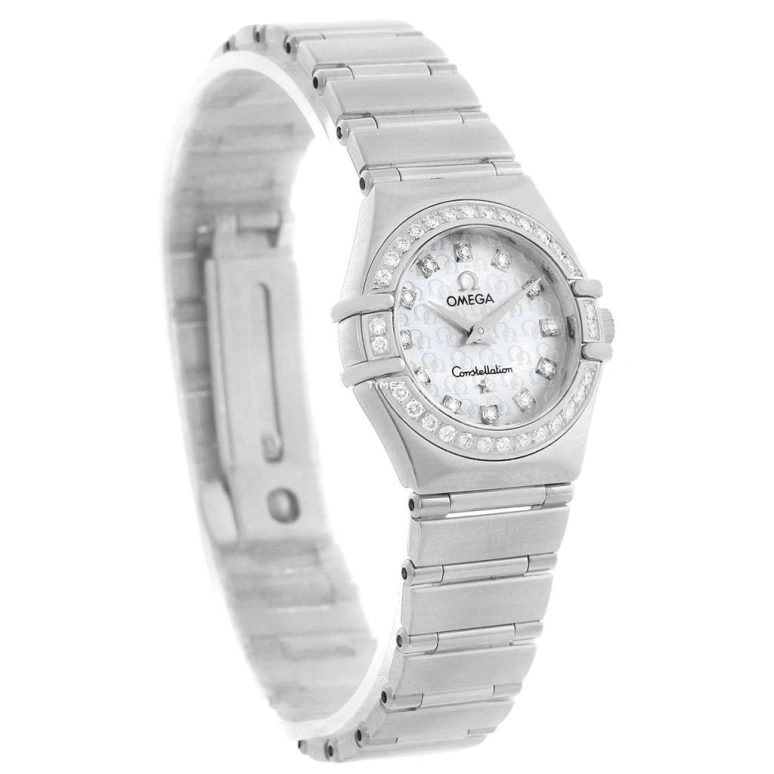 Omega,Constellation 22mm,22mm,Stainless Steel,Silver,Quartz,30000hours,In-house Caliber,1460,1460.75.00