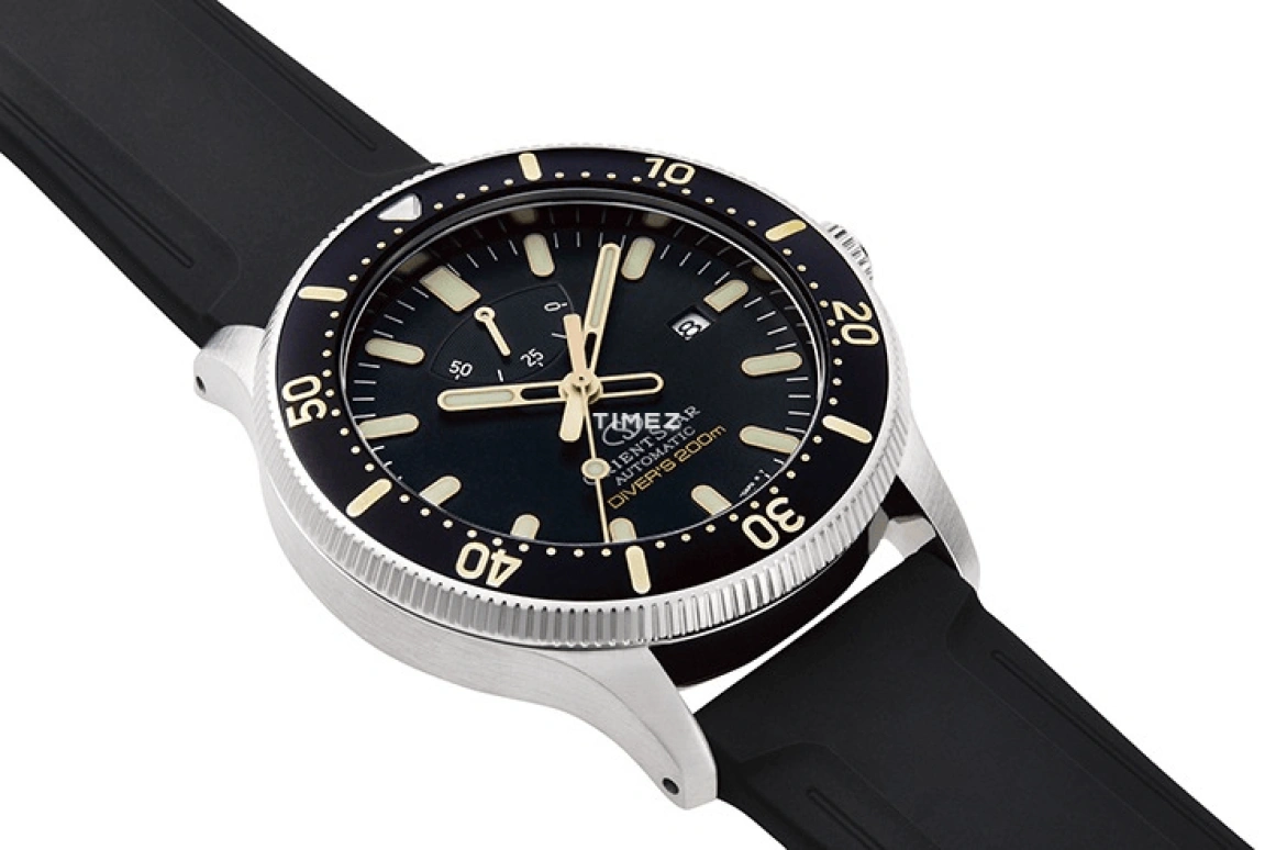Orient,STAR 43.60mm,43.60mm,Stainless Steel,Black,Automatic,Day,Power Reserve Indicator,RE,RE-AU0303B