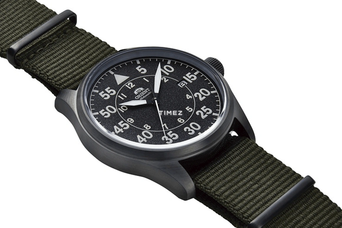 Orient,Other 42.40mm,42.40mm,Stainless Steel,Black,Automatic,Handwound,Day,Sapphire,Crystal Glass,RA,RA-AC0H02N