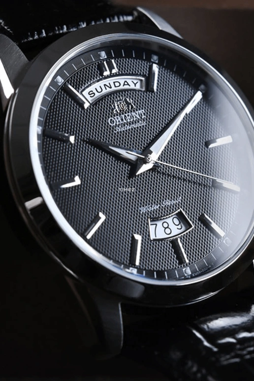 Orient,Other 40mm,40mm,Stainless Steel,Black,Spring Drive,Date,Day,FEV0S004B