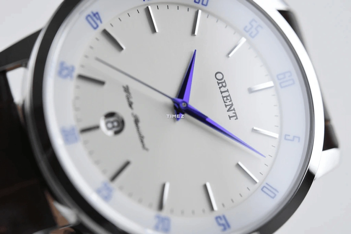 Orient,Classic 31mm,31mm,Stainless Steel,Silver White,Quartz,Day,Sapphire,Crystal Glass,FUNG6005W