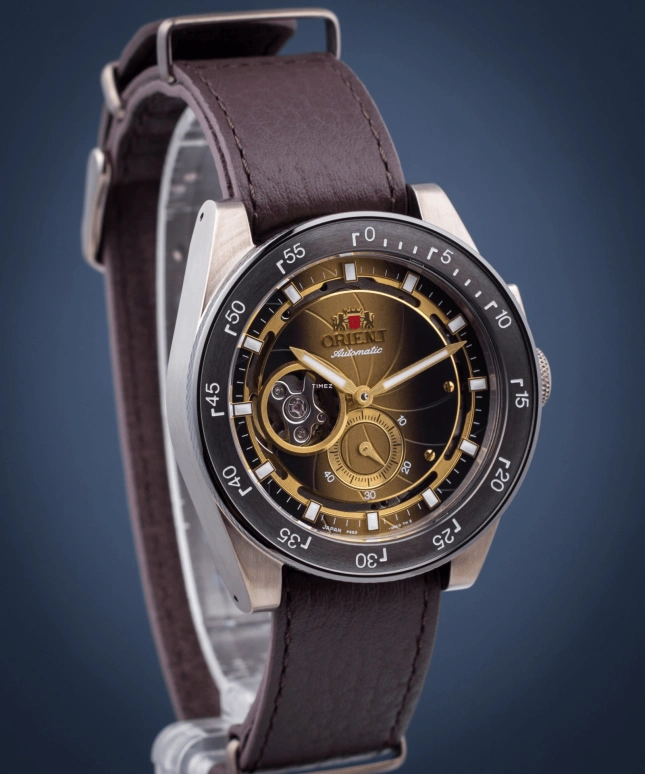 Orient,STAR 40.80mm,40.80mm,Stainless Steel,Gradient,Gold,Automatic,Glass,Tonneau,RA,RA-AR0204G00B