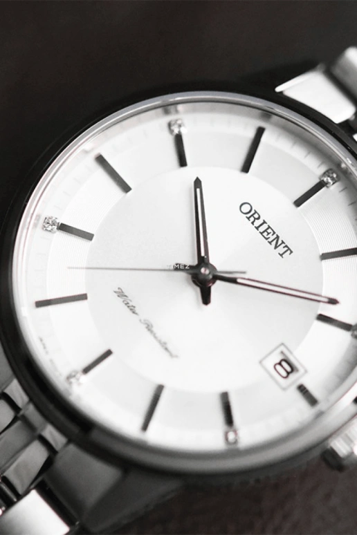 Orient,Other 32mm,32mm,Stainless Steel,White,Quartz,Day,Sapphire,FUNG7003W