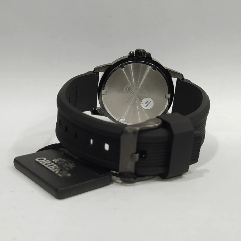 Orient,Other 43mm,43mm,Stainless Steel,Black,Quartz,Day,Sapphire,Crystal Glass,SUNE9009B0