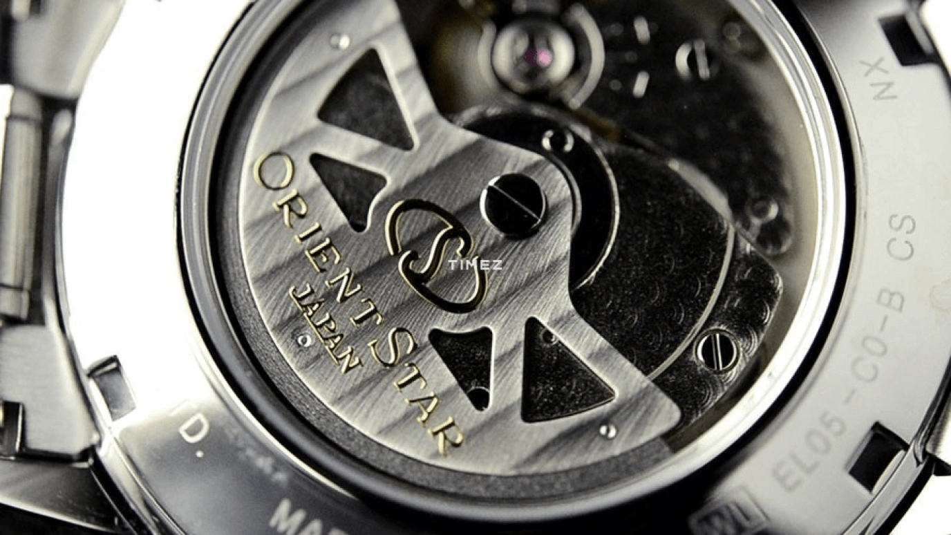 Orient,STAR 39.50mm,39.50mm,Stainless Steel,Silver White,Automatic,Date,Day,Power Reserve Indicator,Flyback,Sapphire,Crystal Glass,Round,SDE00001W0