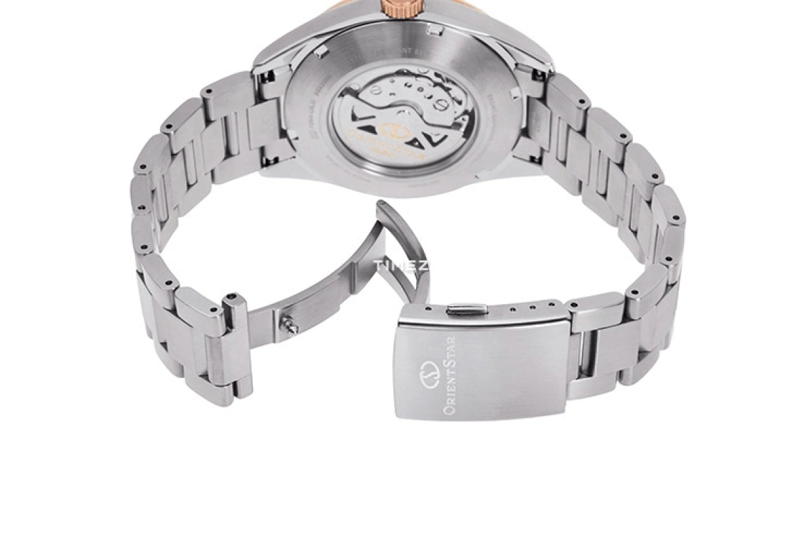 Orient,STAR 42mm,42mm,Stainless Steel,White,Automatic,Day,Power Reserve Indicator,RE,RE-AU0401S