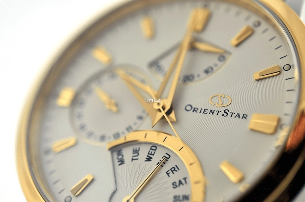 Orient,STAR 39.50mm,39.50mm,Stainless Steel,Silver White,Automatic,Date,Day,Power Reserve Indicator,Flyback,Sapphire,Crystal Glass,Round,SDE00001W0