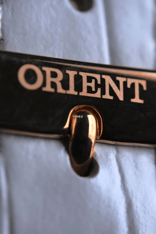 Orient,Other 35.50mm,35.50mm,Stainless Steel,White,Automatic,Day,Sapphire,FAC06002W