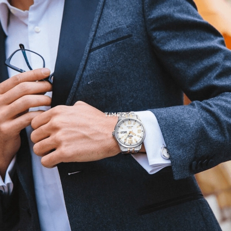 Orient,Other 42mm,42mm,Stainless Steel,White,Automatic,Date,Day,SAB0B005WB