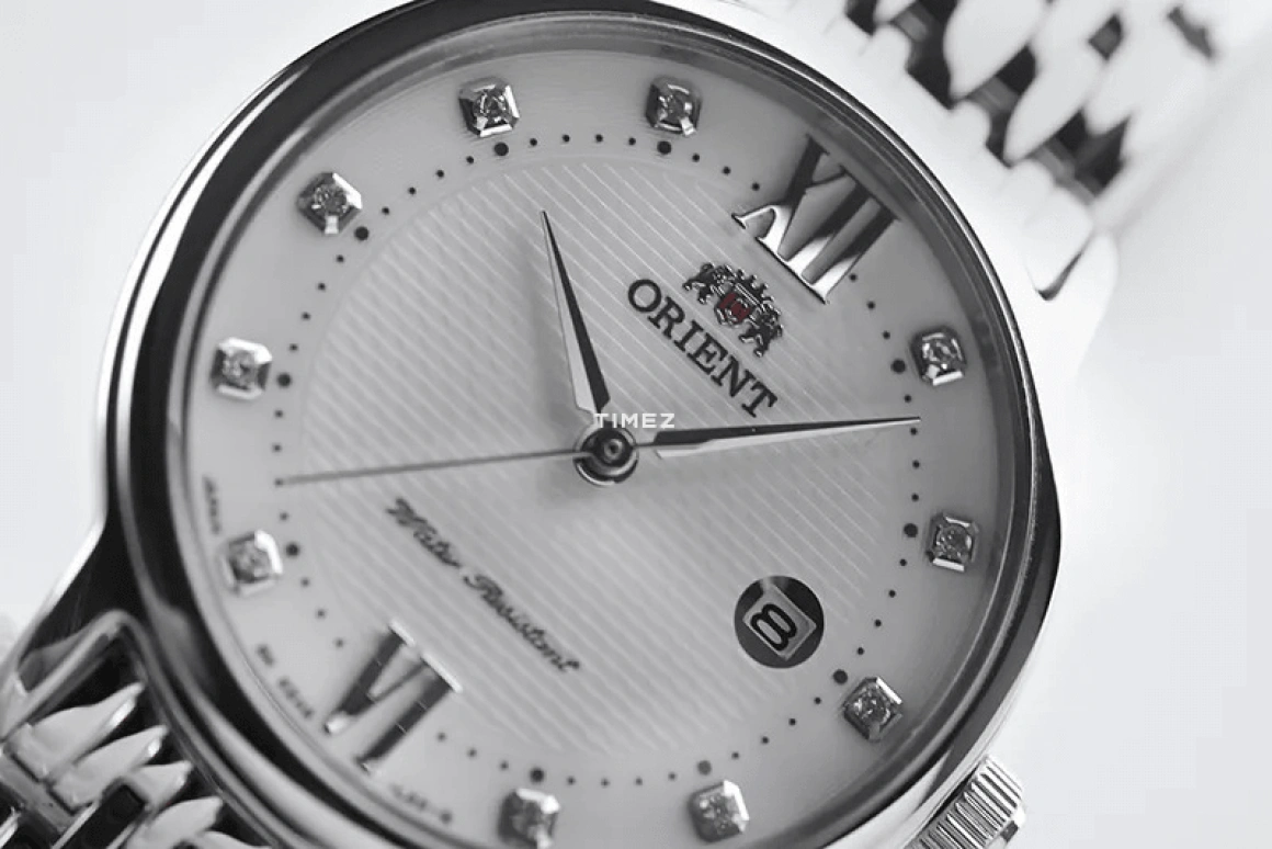 Orient,Other 28mm,28mm,Stainless Steel,White,Quartz,Day,Sapphire,SSZ45003W